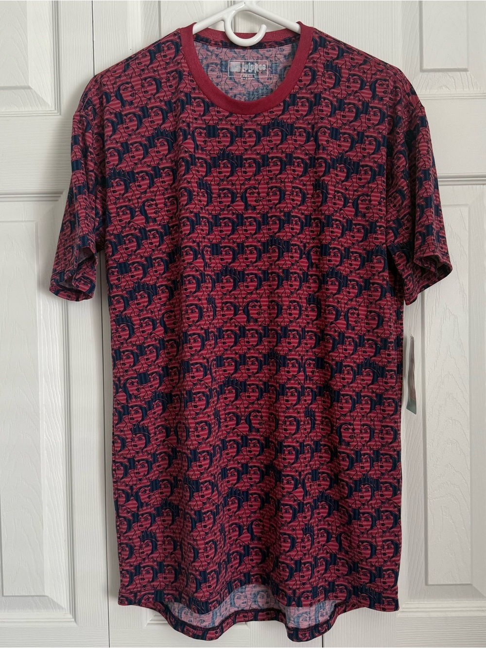 LuLaRoe Disney Collection Patrick Tee Evil Queen All Over Print Red Blue S